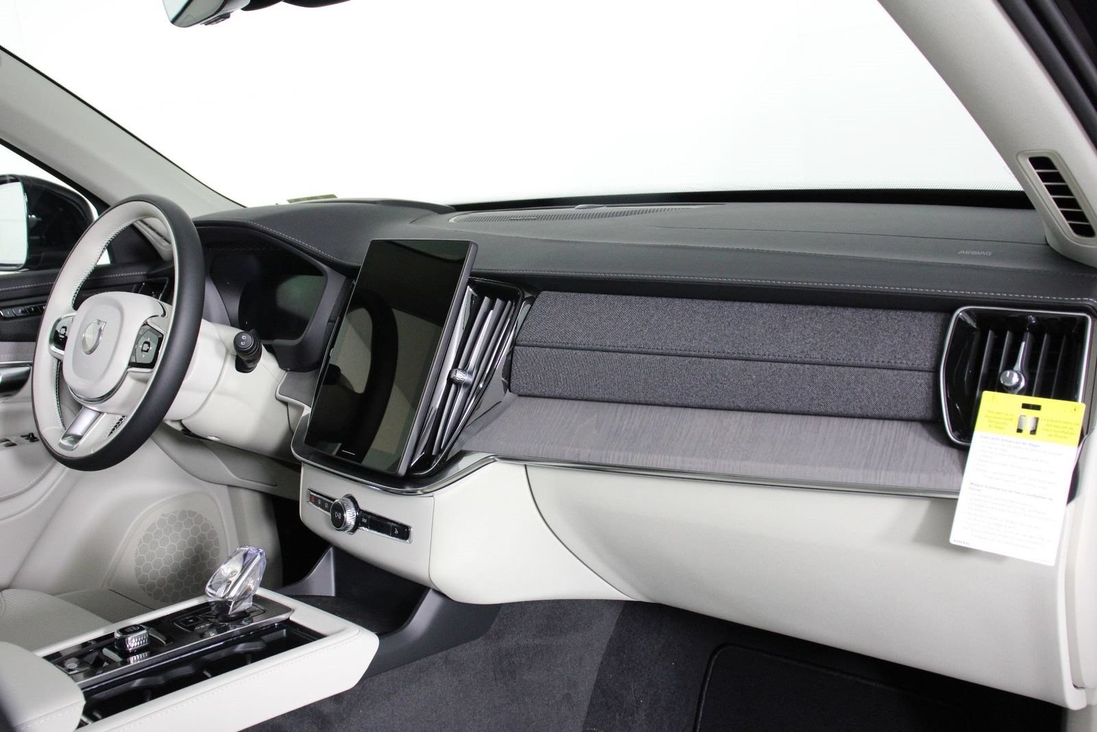 New 2026 Volvo XC90 B6 Ultra AWD/4WD image 9