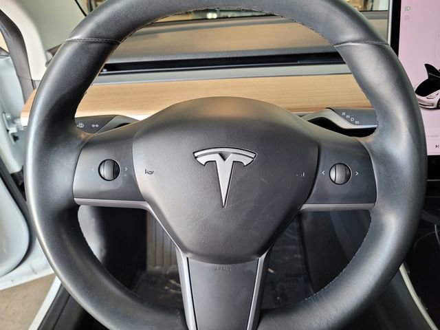 Used 2018 Tesla Model 3 Long Range image 23