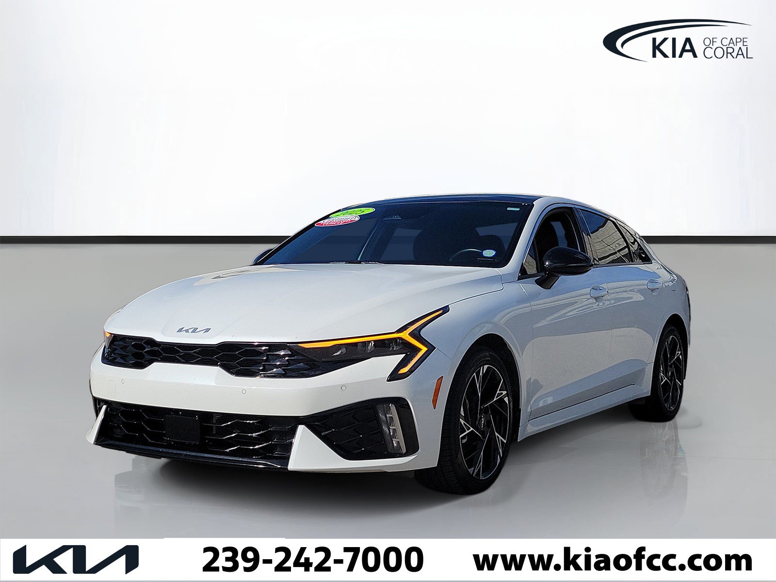 Certified 2025 Kia K5 GT-Line w/ GT-Line Premium Package FWD image 3