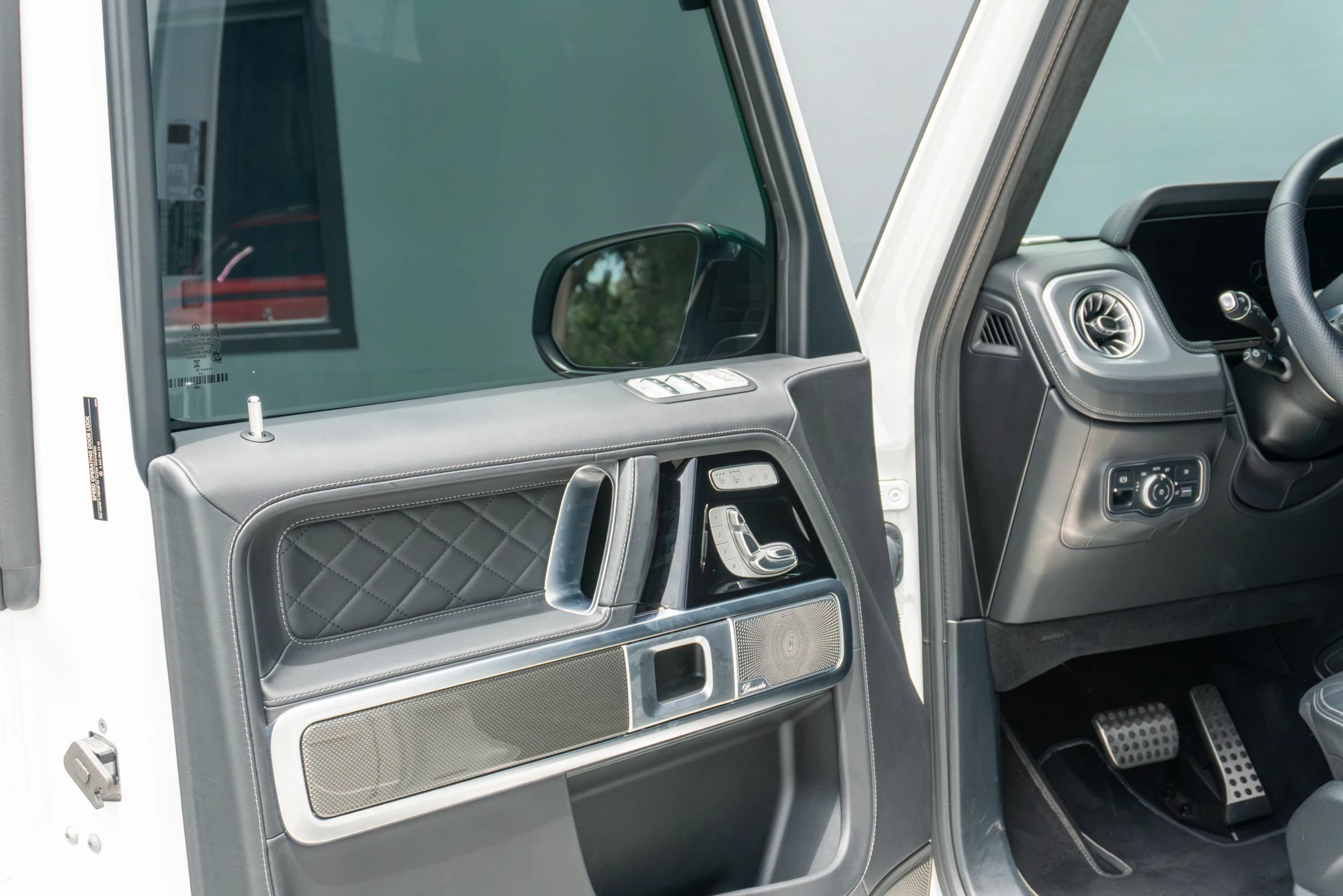 Used 2025 Mercedes-Benz G 63 AMG 4MATIC image 87