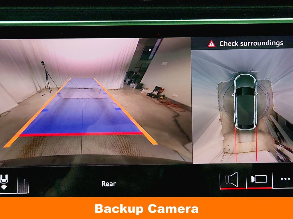 Used 2019 Audi Q8 Premium Plus w/ Premium Plus AWD/4WD image 18