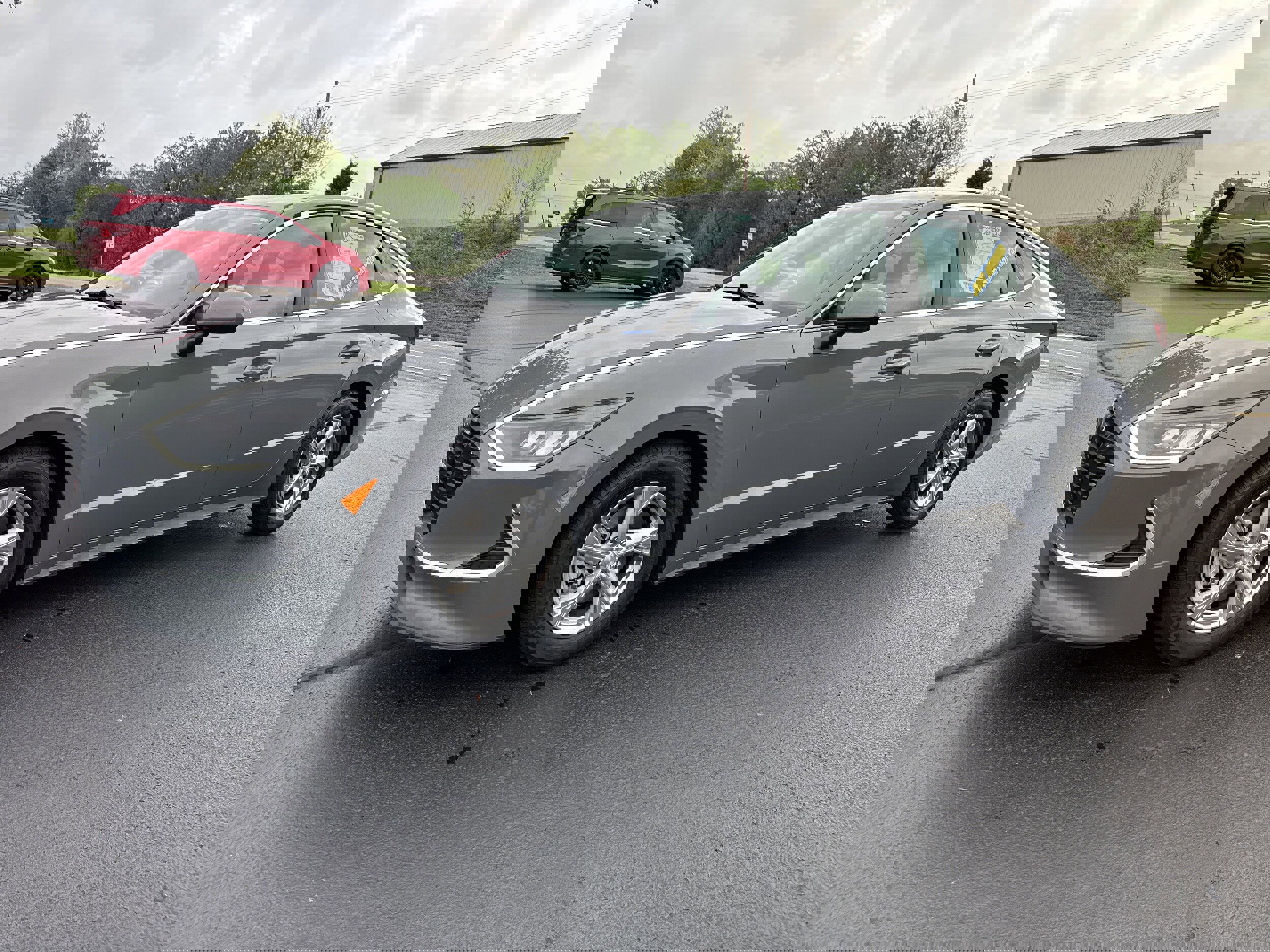 Used 2021 Hyundai Sonata SE FWD image 2