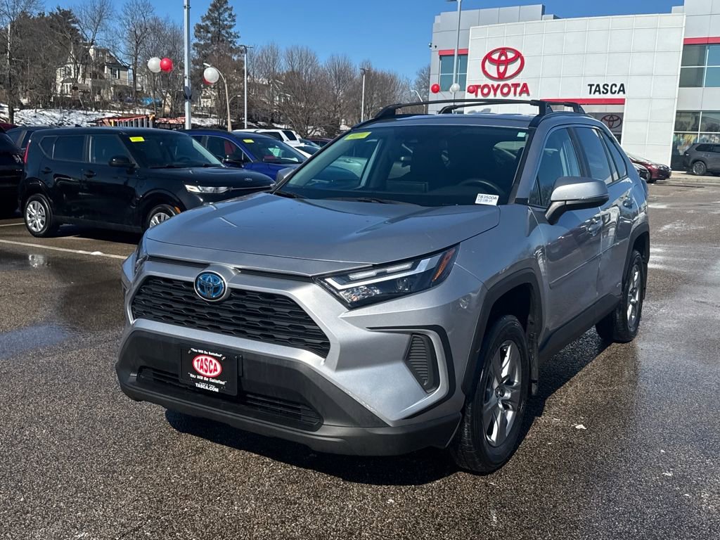 Used 2023 Toyota RAV4 XLE w/ XLE Grade Weather Package image 3