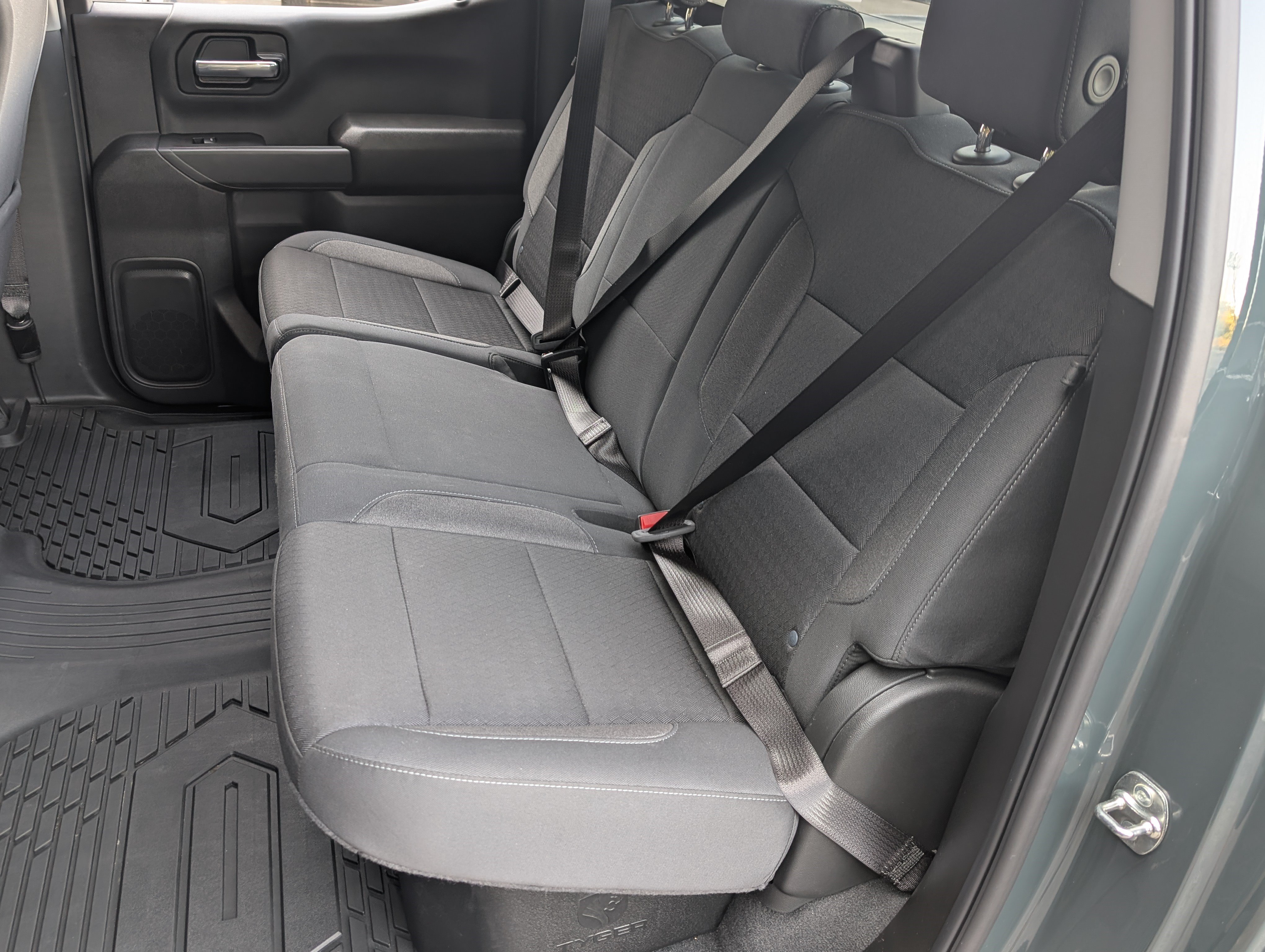 Used 2025 Chevrolet Silverado 1500 Custom Trail Boss AWD/4WD image 17