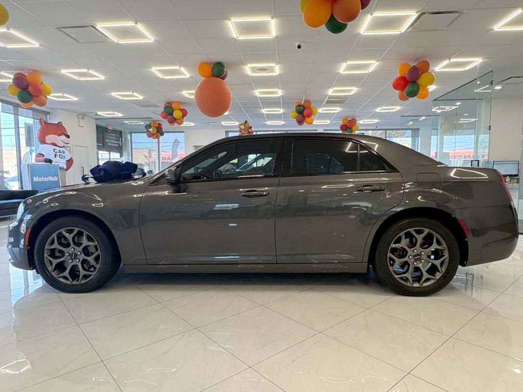 Used 2017 Chrysler 300 S image 2