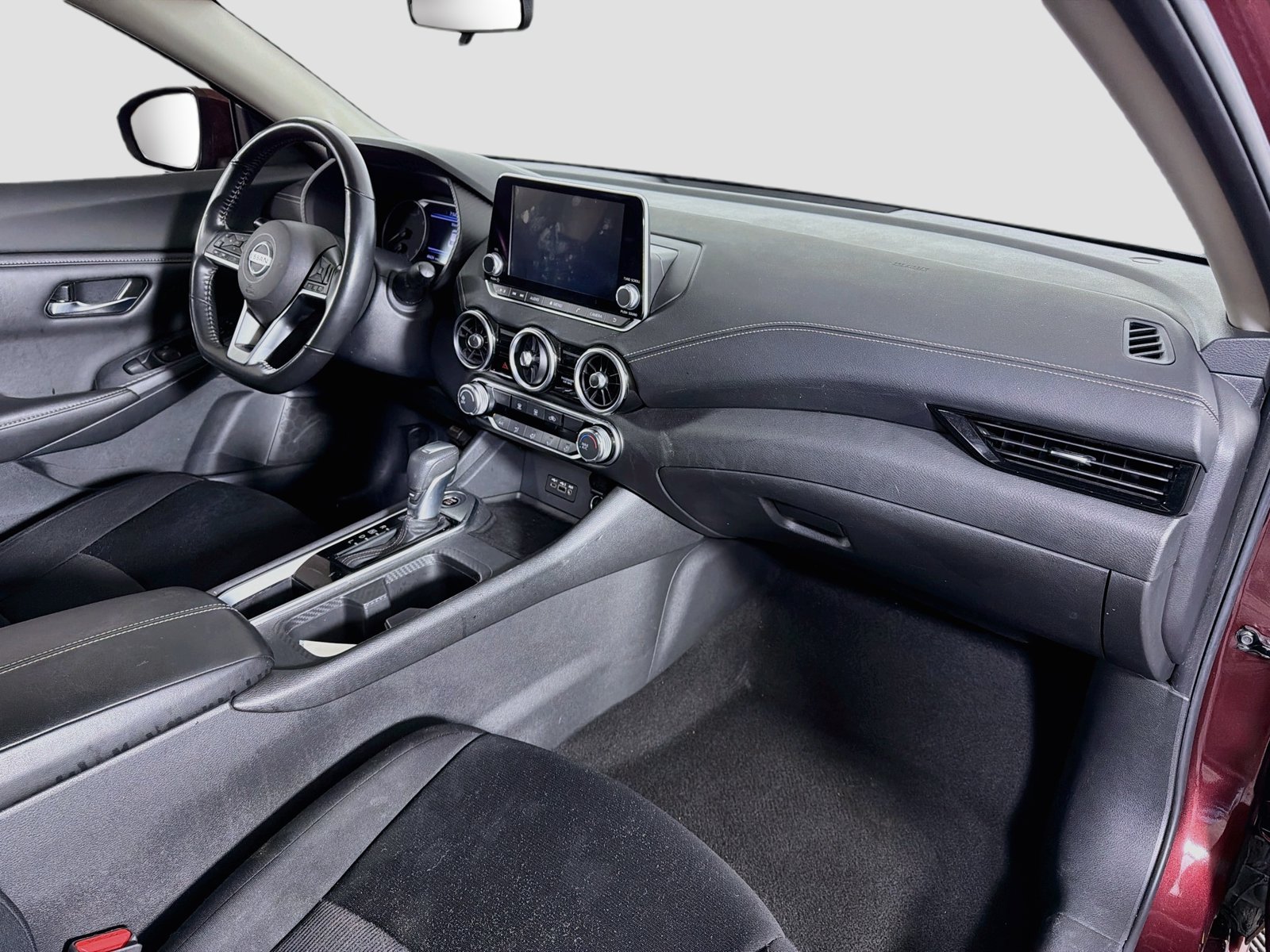 Used 2022 Nissan Sentra SV FWD image 29