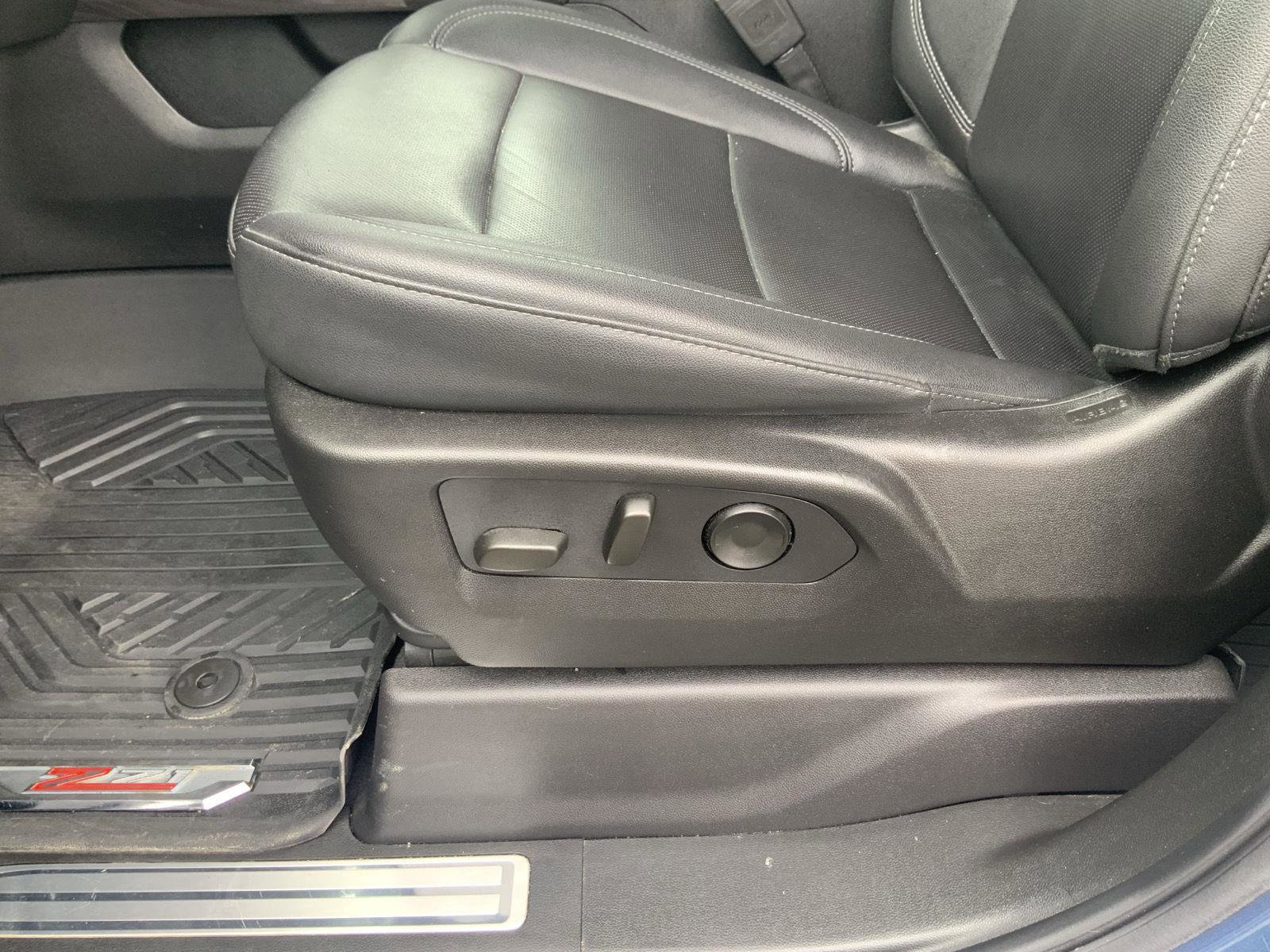 Used 2024 Chevrolet Silverado 1500 LTZ w/ LTZ Premium Package image 28