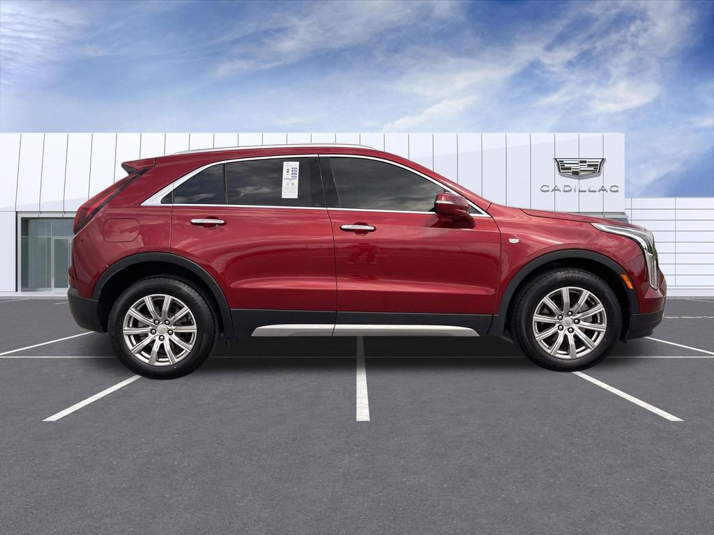 Used 2023 Cadillac XT4 Premium Luxury image 9