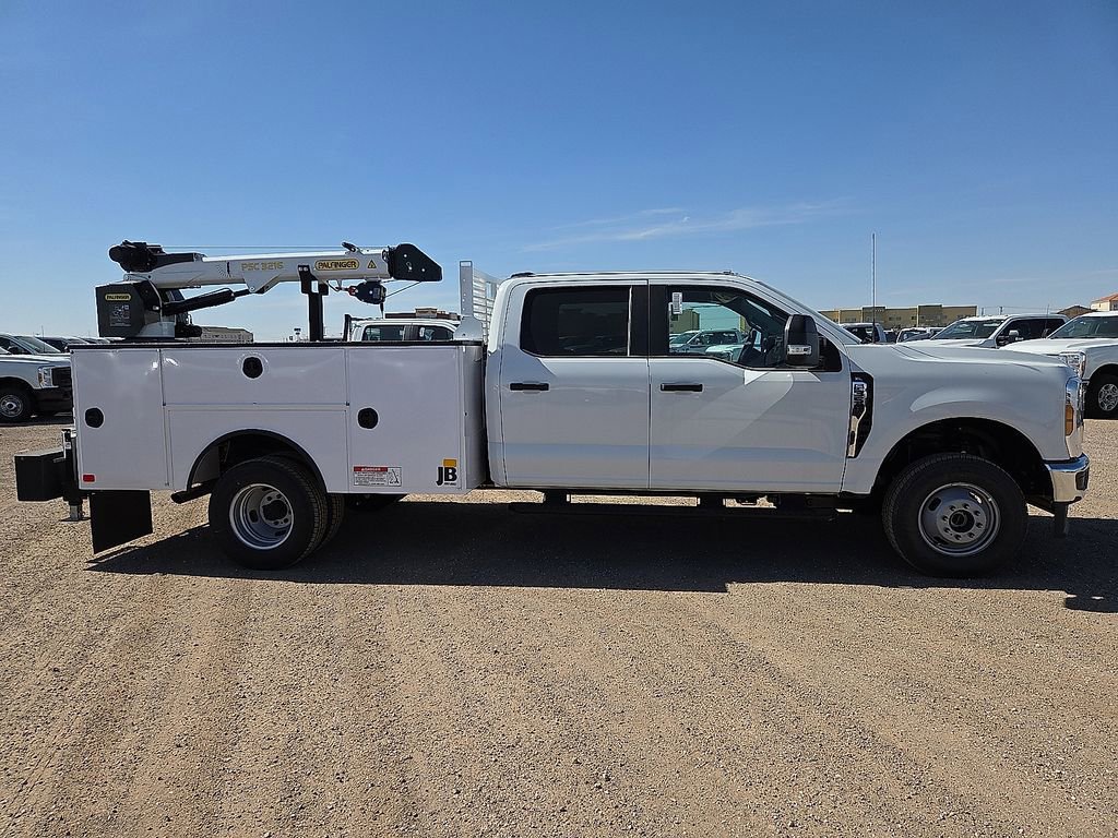 New 2026 Ford F350 XL w/ XL Chrome Package image 5