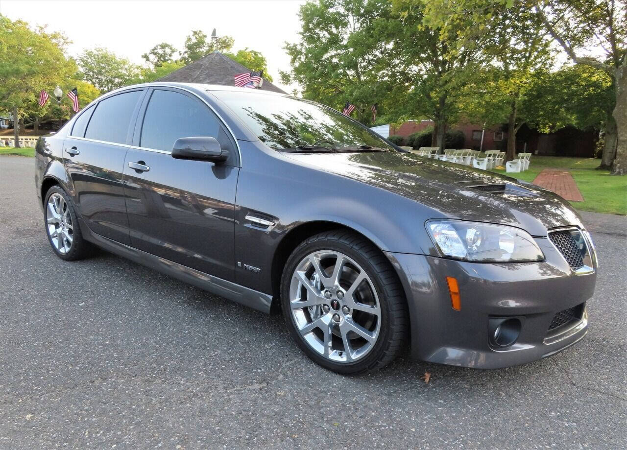 Used 2009 Pontiac G8 GXP RWD image 5