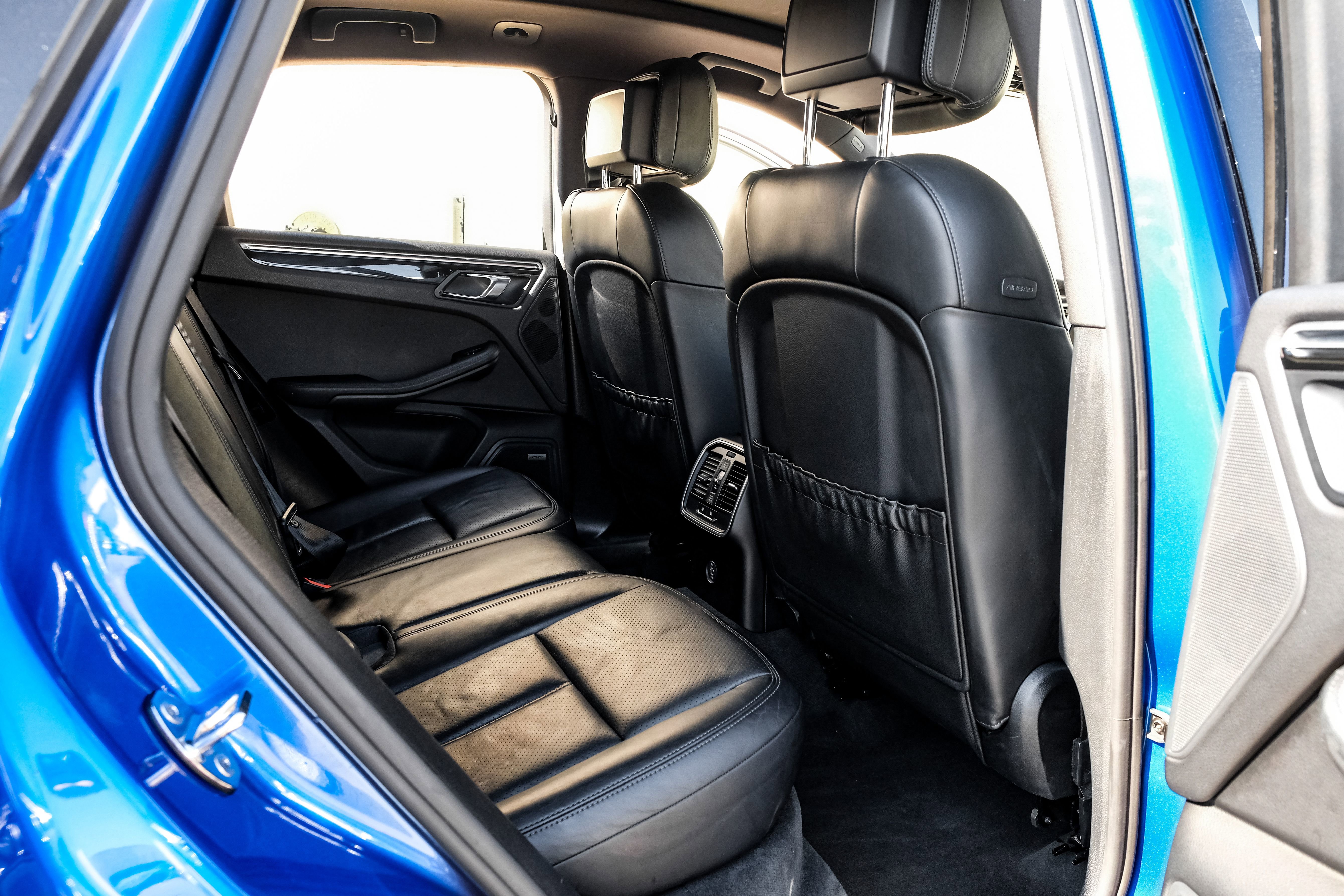 Used 2017 Porsche Macan S image 35