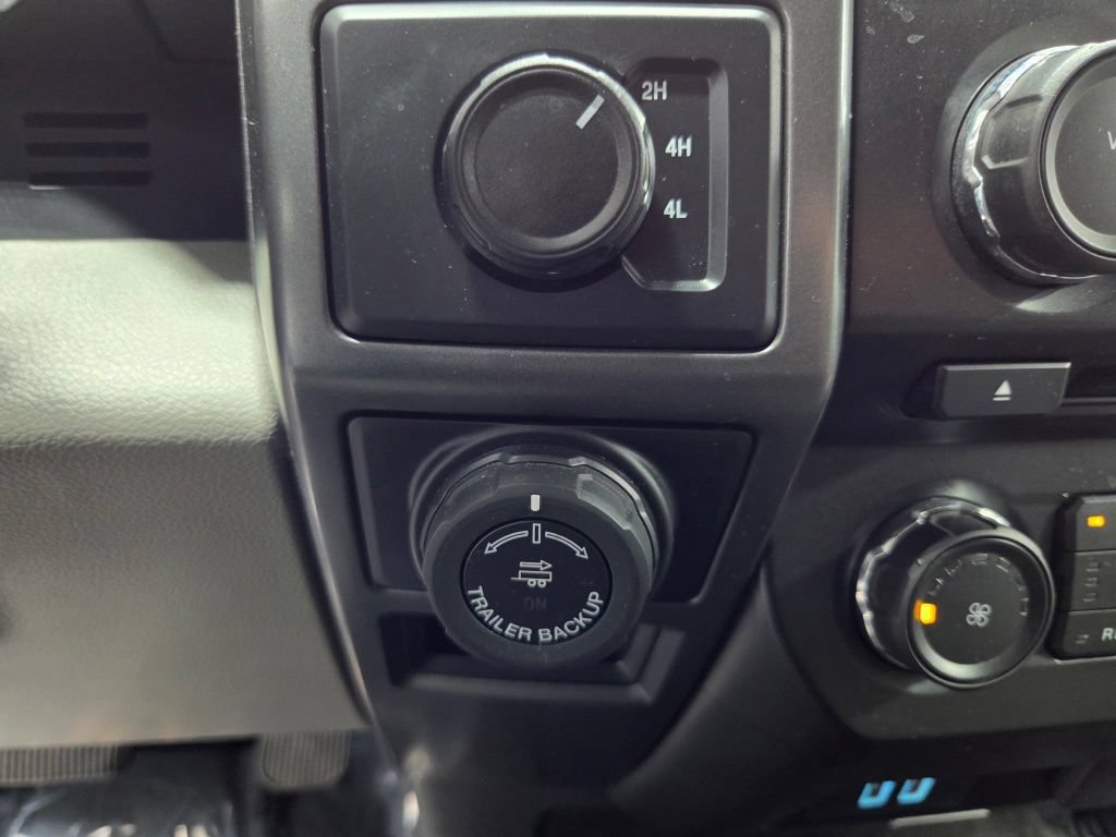 Used 2018 Ford F150 XLT w/ Equipment Group 302A Luxury AWD/4WD image 32