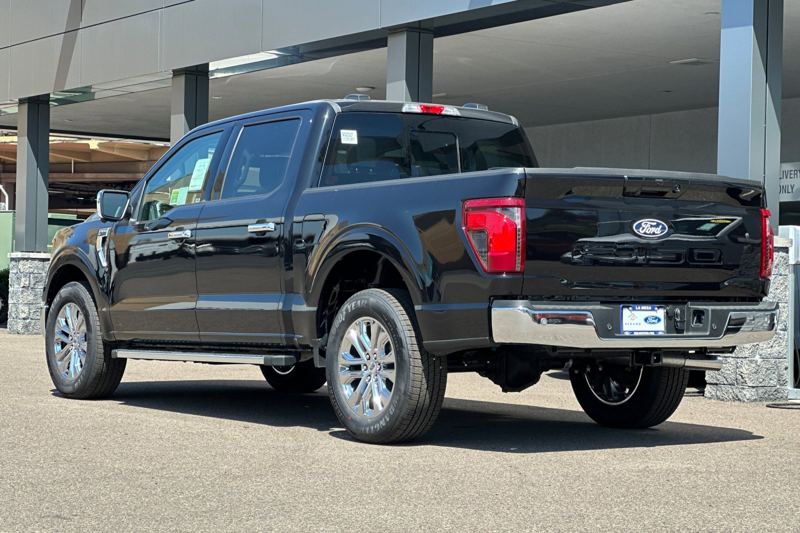 New 2025 Ford F150 XLT w/ Equipment Group 302A MID image 5