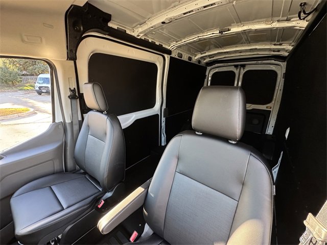 New 2026 Ford Transit 250 148 Medium Roof Extended AWD w/ Load Area Protection Package image 18