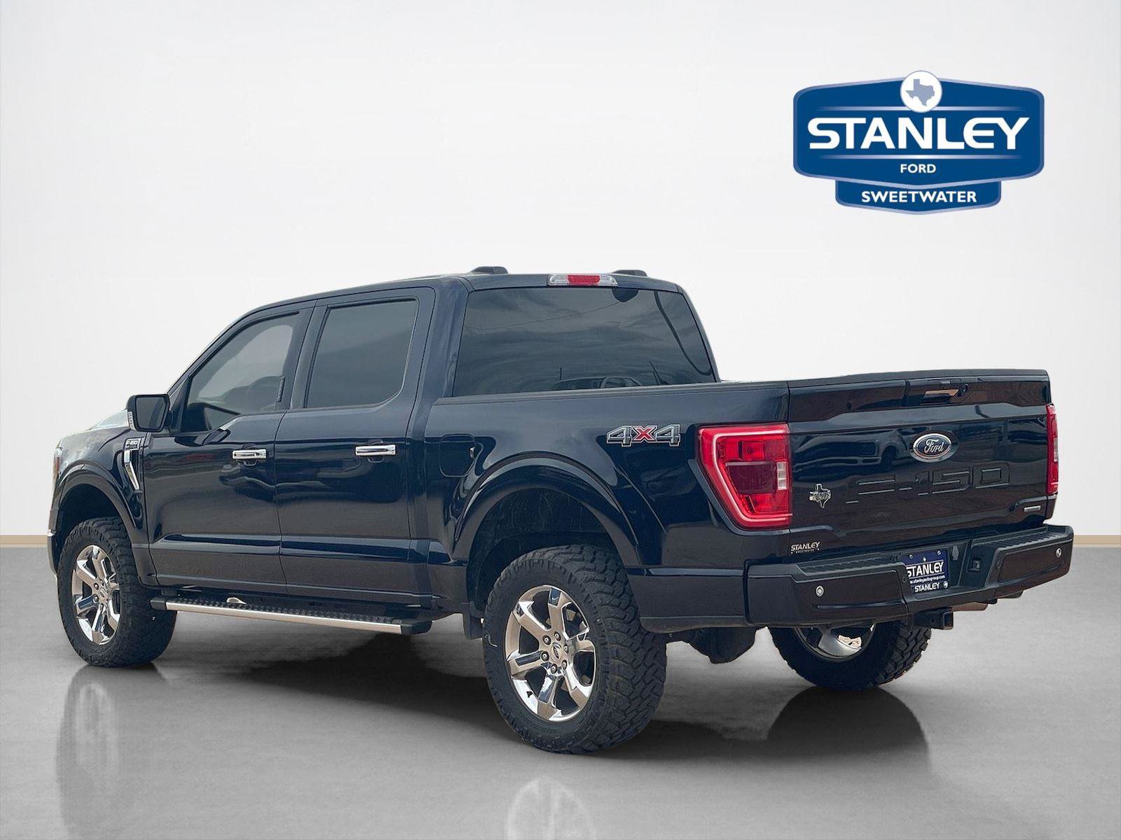 Used 2023 Ford F150 XLT w/ Equipment Group 302A High AWD/4WD image 5