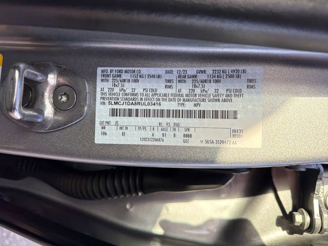 Certified 2024 Lincoln Corsair AWD image 34