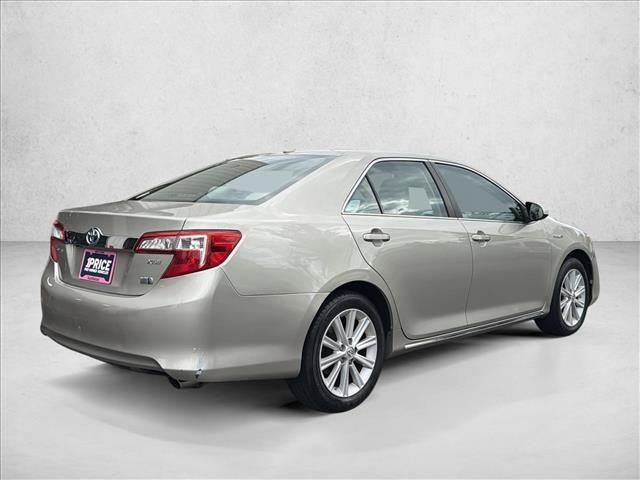 Used 2014 Toyota Camry XLE FWD image 5