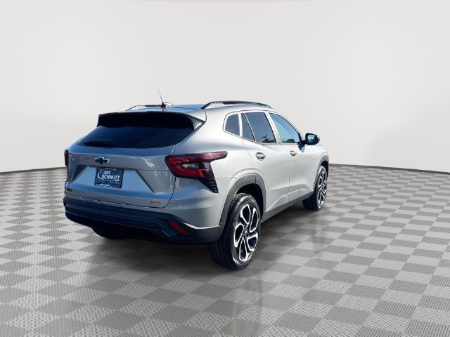 New 2026 Chevrolet Trax RS w/ Driver Confidence Package FWD image 11