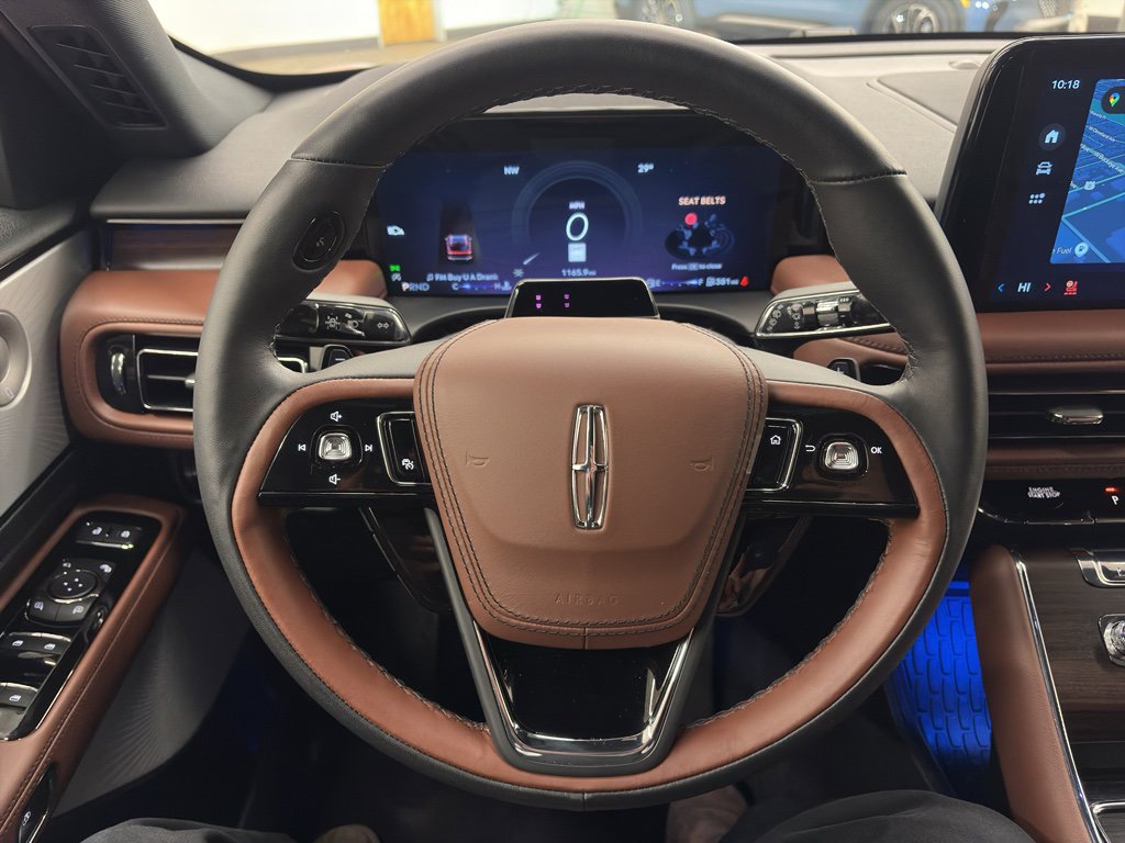 Used 2025 Lincoln Aviator Reserve w/ Equipment Group 201A image 25