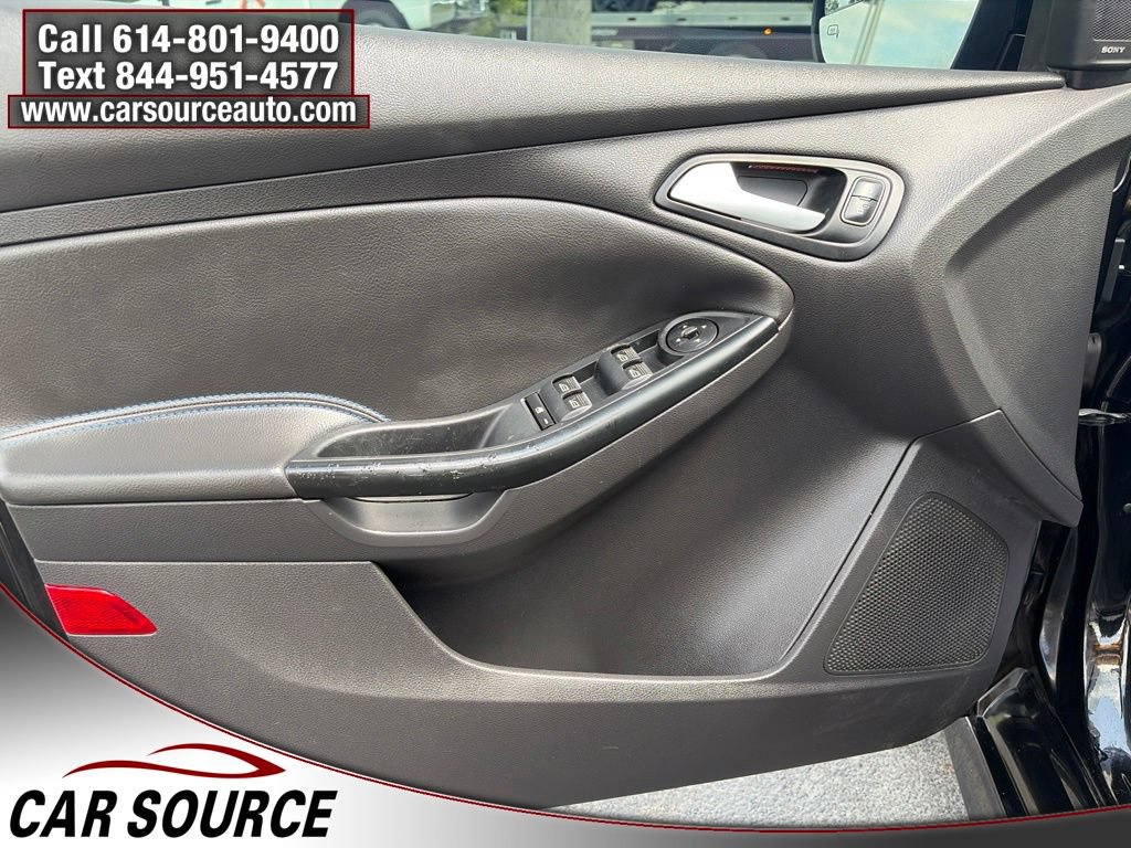 Used 2017 Ford Focus RS AWD/4WD image 15