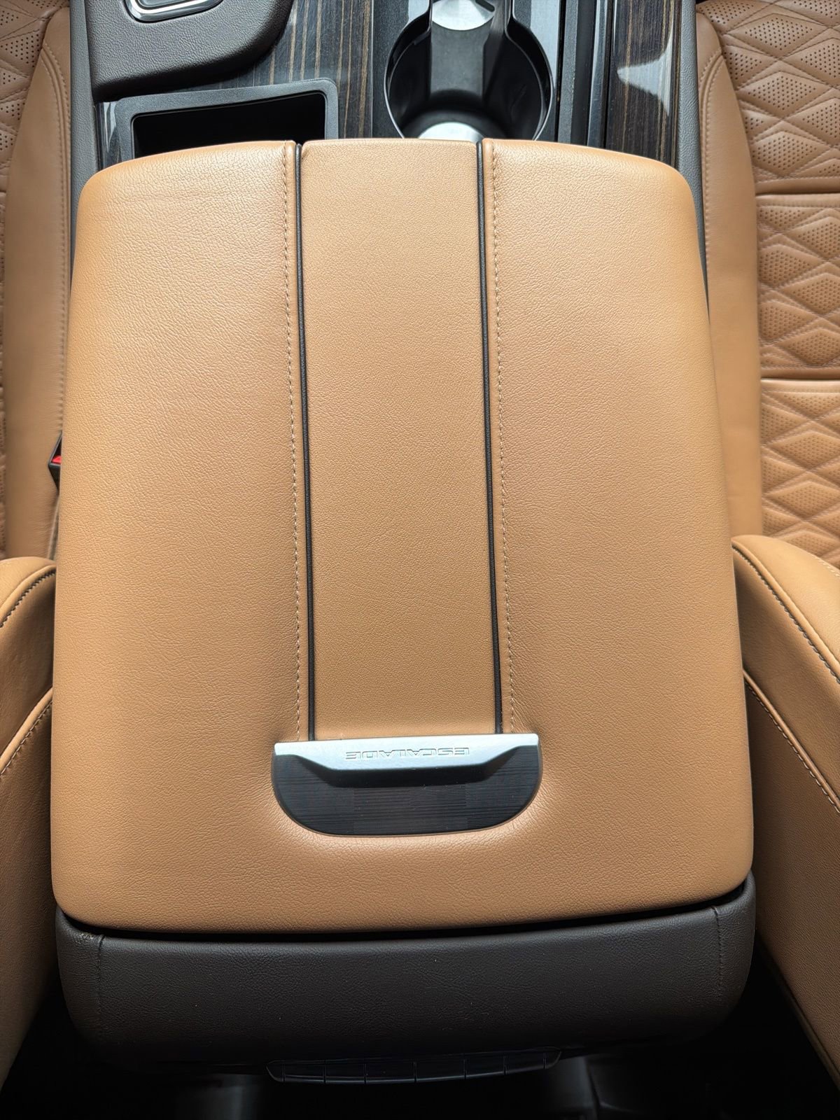 Used 2021 Cadillac Escalade Sport w/ Driver Assist Tech Package AWD/4WD image 28