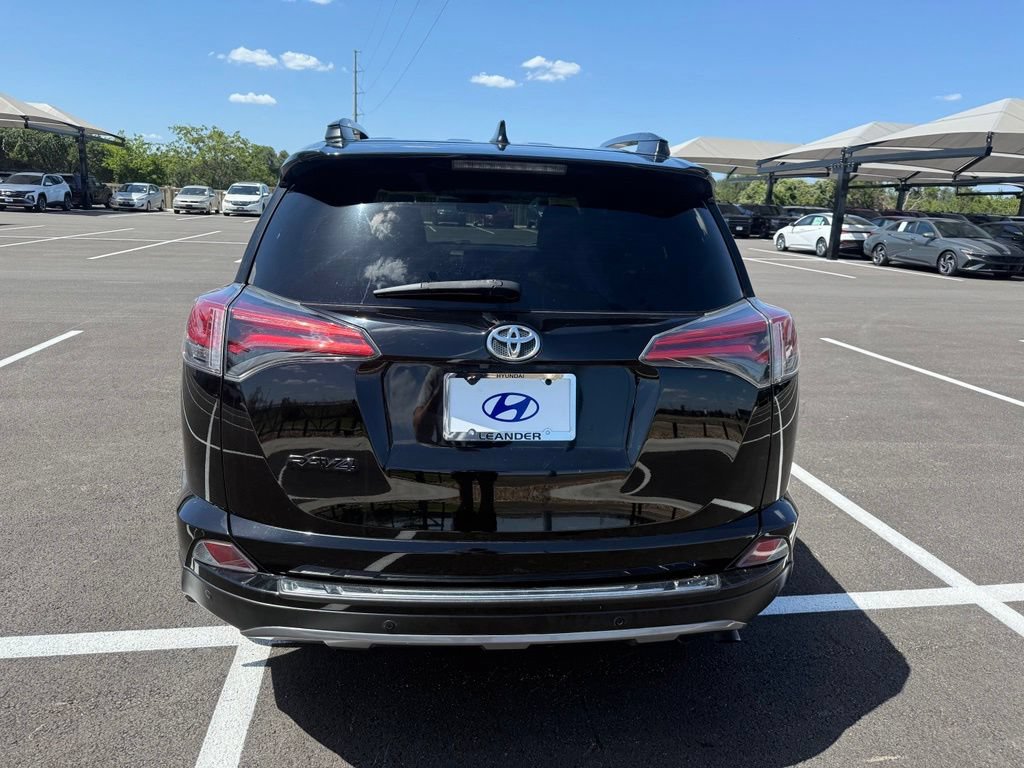Used 2018 Toyota RAV4 Adventure AWD/4WD image 6