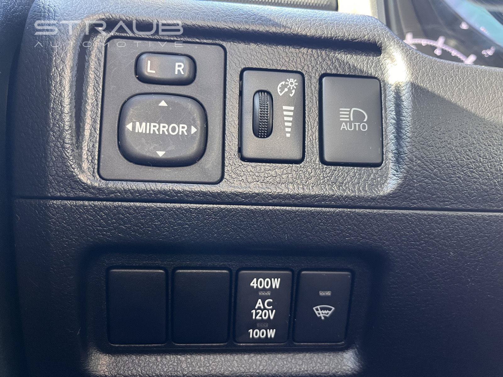Used 2023 Toyota 4Runner SR5 AWD/4WD image 27