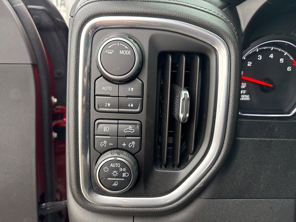 Used 2020 Chevrolet Silverado 1500 LT Trail Boss image 35