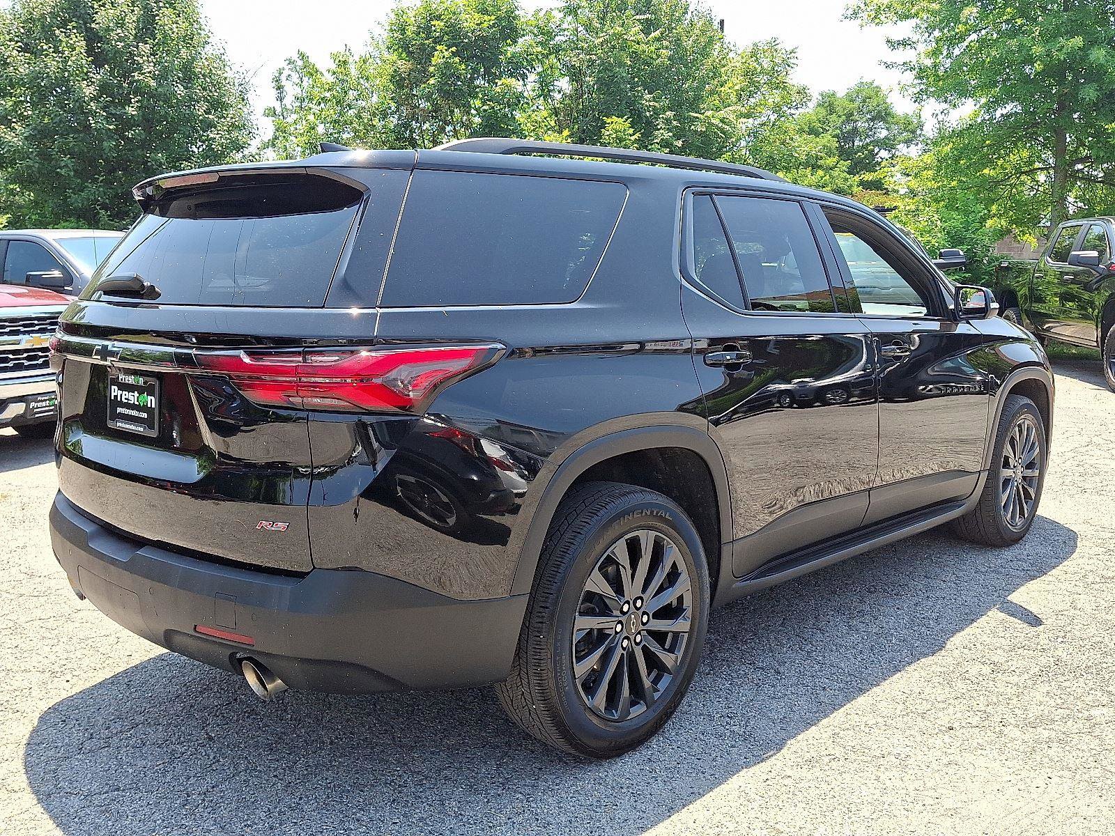 Used 2023 Chevrolet Traverse RS w/ LPO, 'HIT The Road' Package image 4