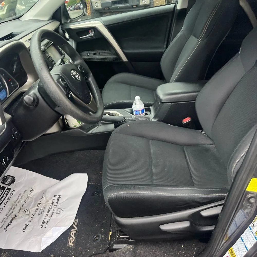Used 2015 Toyota RAV4 XLE AWD/4WD image 22