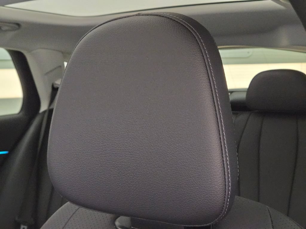 Used 2026 Mercedes-Benz E 450 4MATIC All-Terrain Wagon image 32