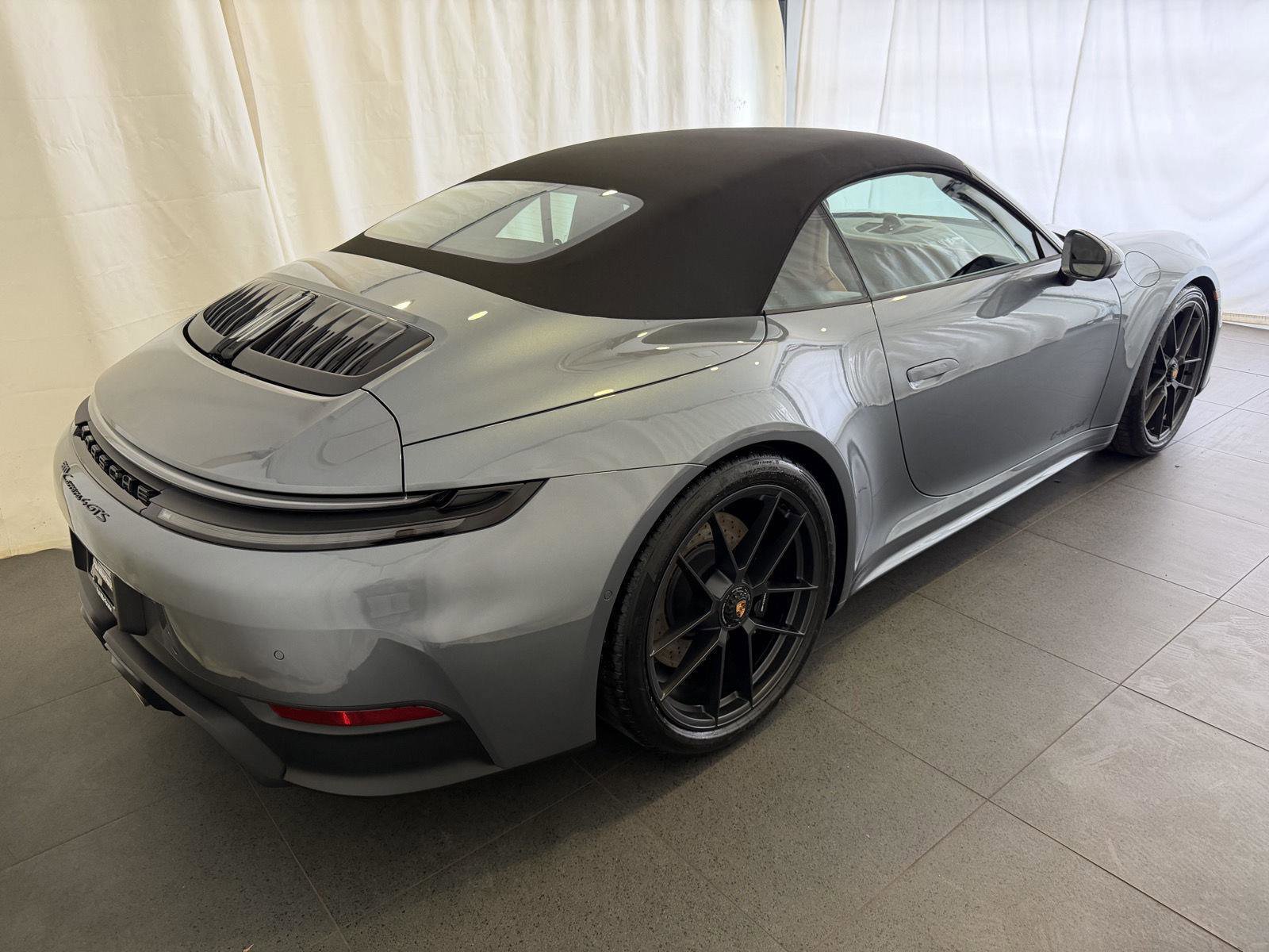 New 2026 Porsche 911 GTS image 9