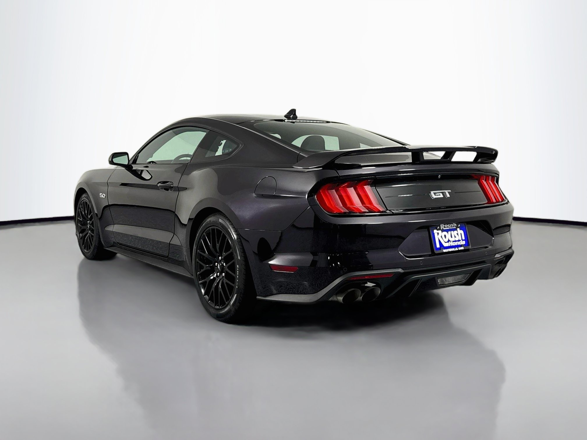Used 2022 Ford Mustang GT w/ GT Performance Package RWD image 7