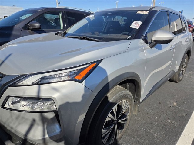 Used 2021 Nissan Rogue SV image 10