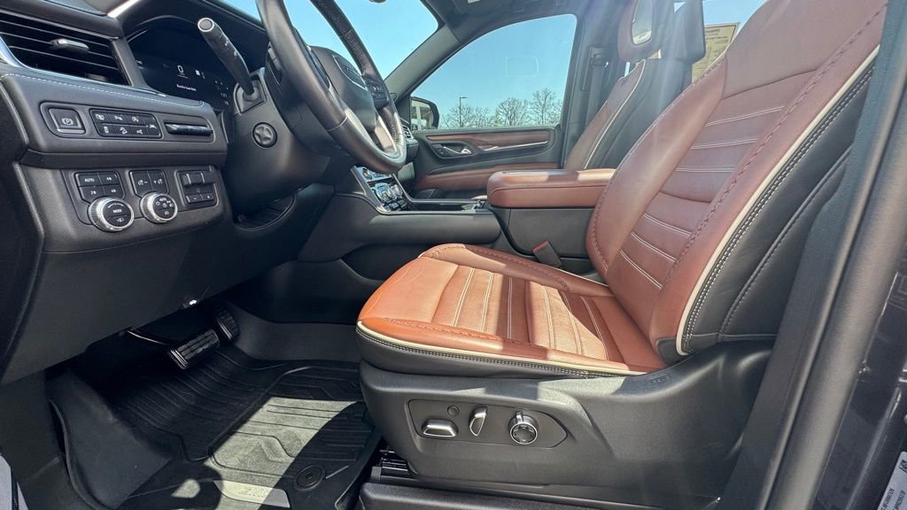 Used 2023 GMC Yukon XL Denali Ultimate image 21