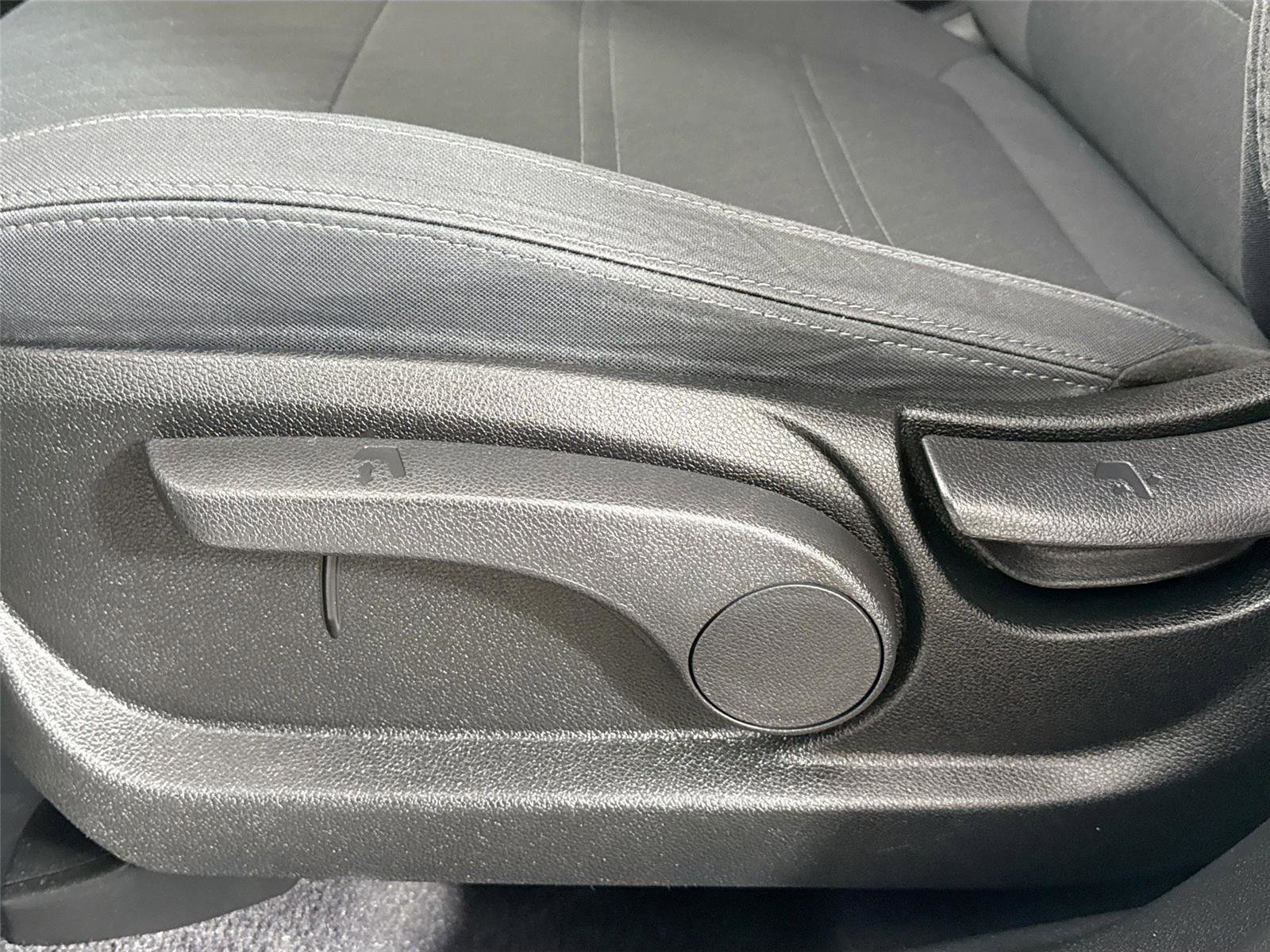 Used 2019 Kia Sorento L image 30