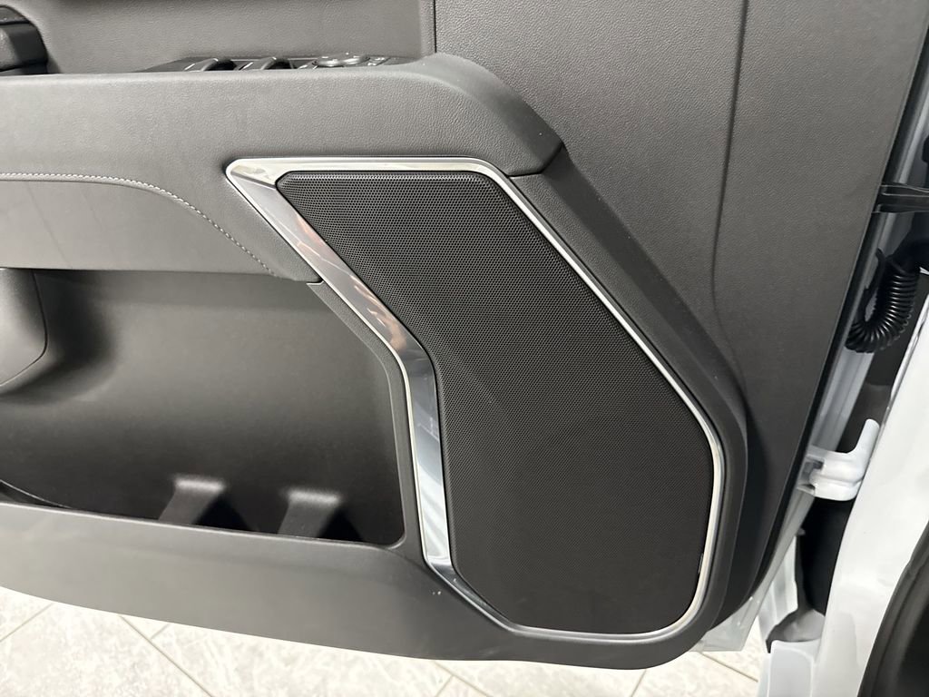New 2026 GMC Sierra 2500 SLE w/ SLE Value Package; image 25