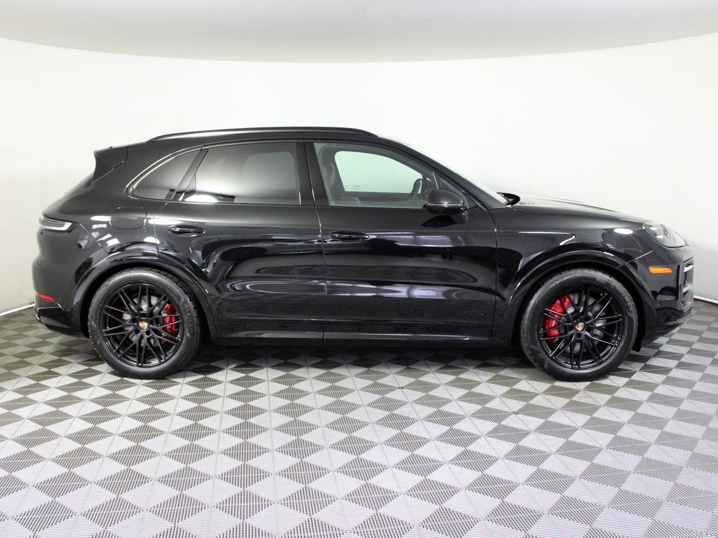 New 2026 Porsche Cayenne GTS image 8