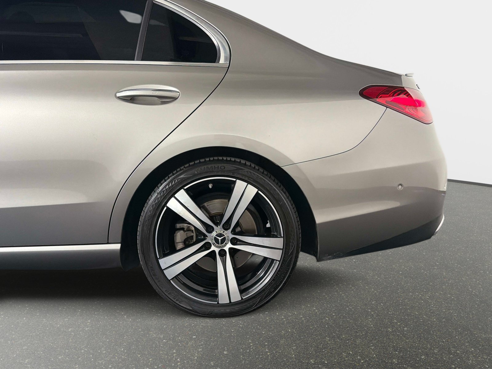 Used 2022 Mercedes-Benz C 300 Sedan image 15