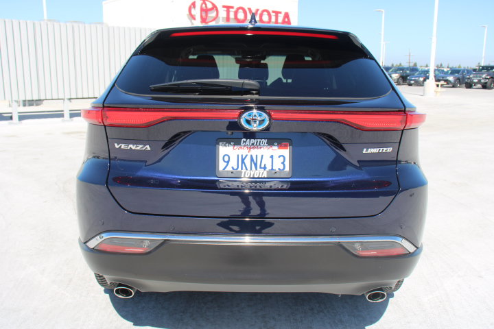 Certified 2023 Toyota Venza Limited AWD/4WD image 4