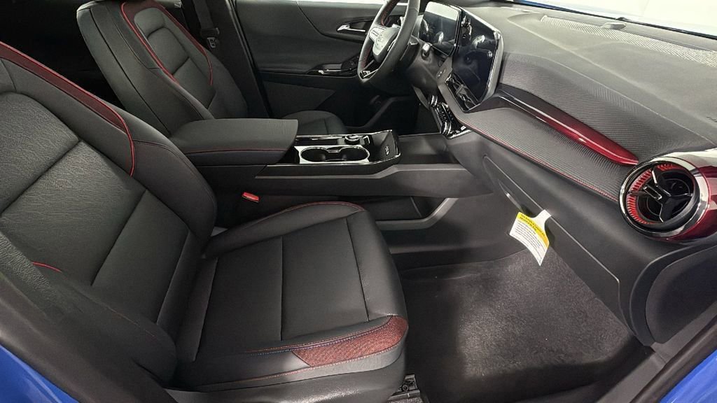 New 2025 Chevrolet Equinox RS w/ Safety and Technology Package image 30