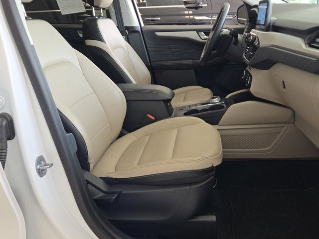 Used 2022 Ford Escape SEL image 4