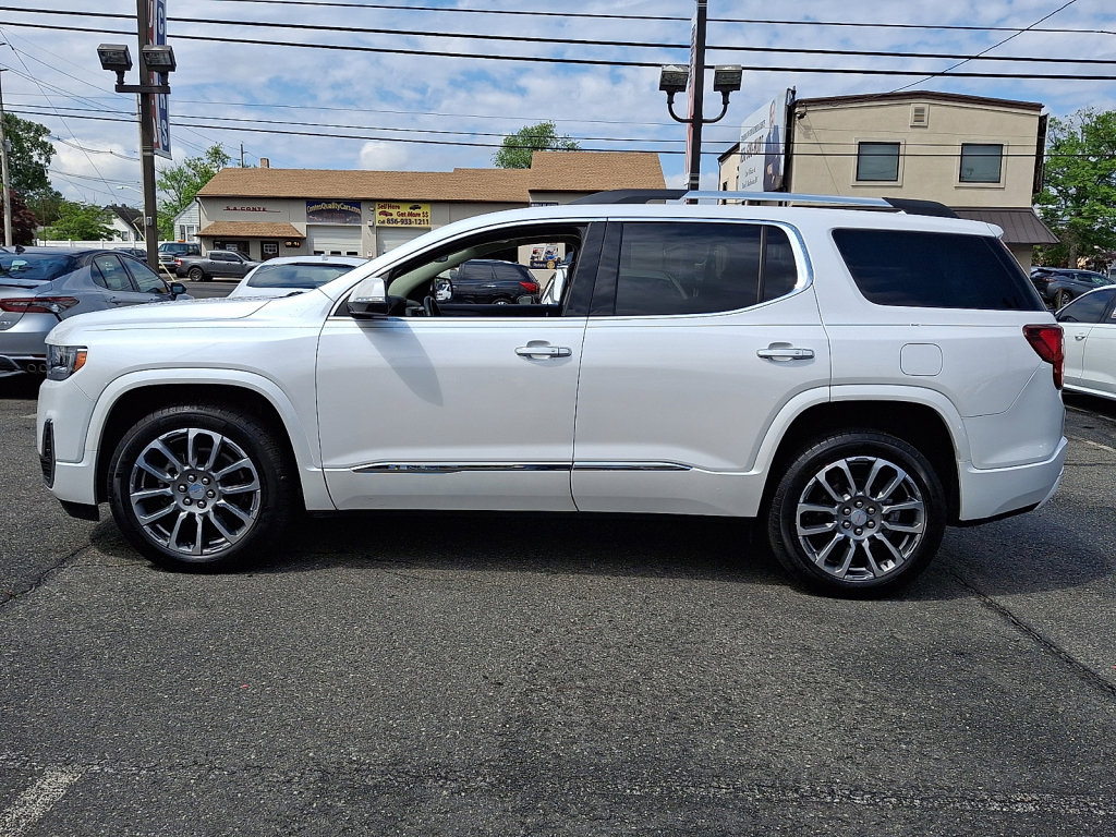 Used 2023 GMC Acadia Denali AWD/4WD image 2