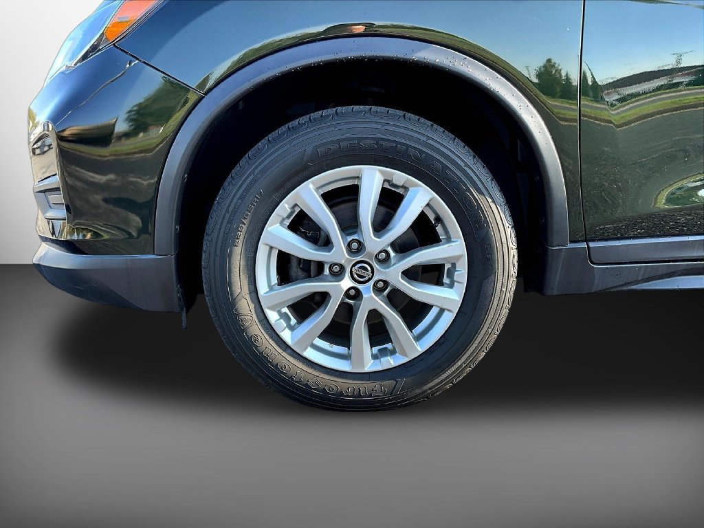 Used 2020 Nissan Rogue SV AWD/4WD image 38