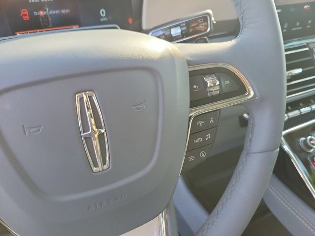 Certified 2022 Lincoln Navigator L Black Label AWD/4WD image 28