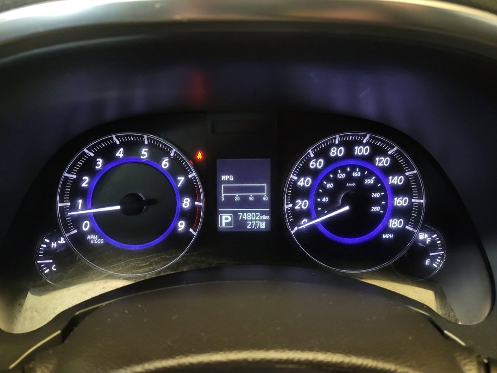Used 2017 INFINITI QX70 AWD w/ Premium Package image 23