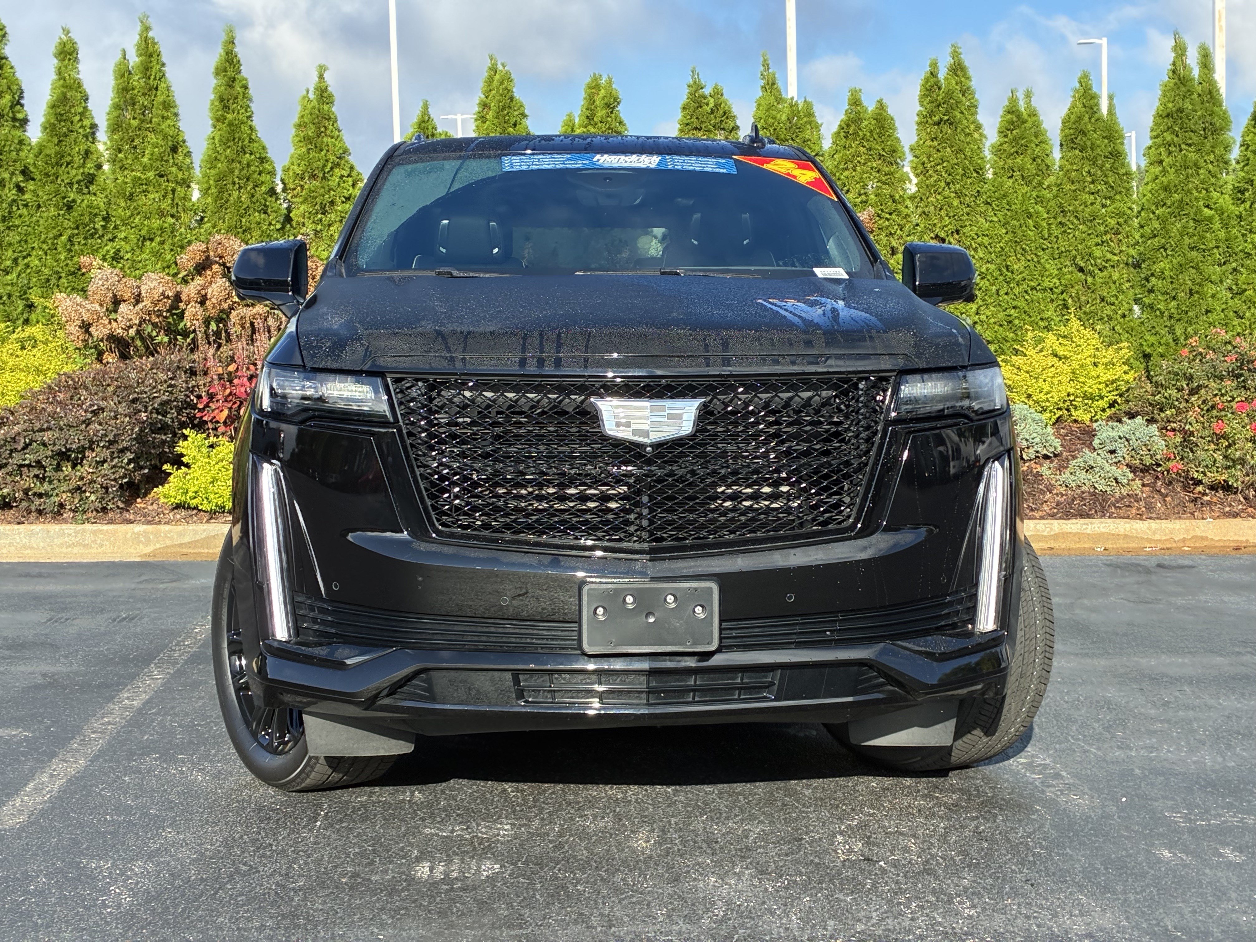 Used 2024 Cadillac Escalade Sport Platinum w/ LPO, ONYX Package AWD/4WD image 5