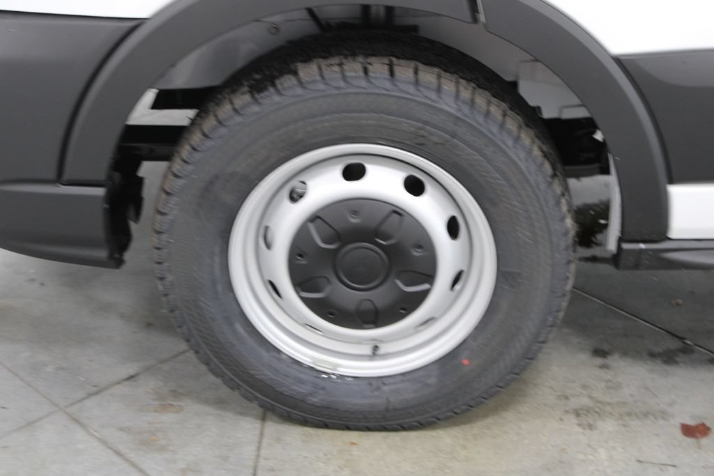 New 2026 Ford Transit 250 148 Medium Roof w/ Load Area Protection Package RWD image 21