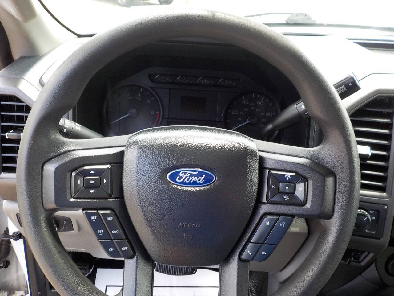 Used 2022 Ford F250 XL w/ Power Equipment Group RWD image 18