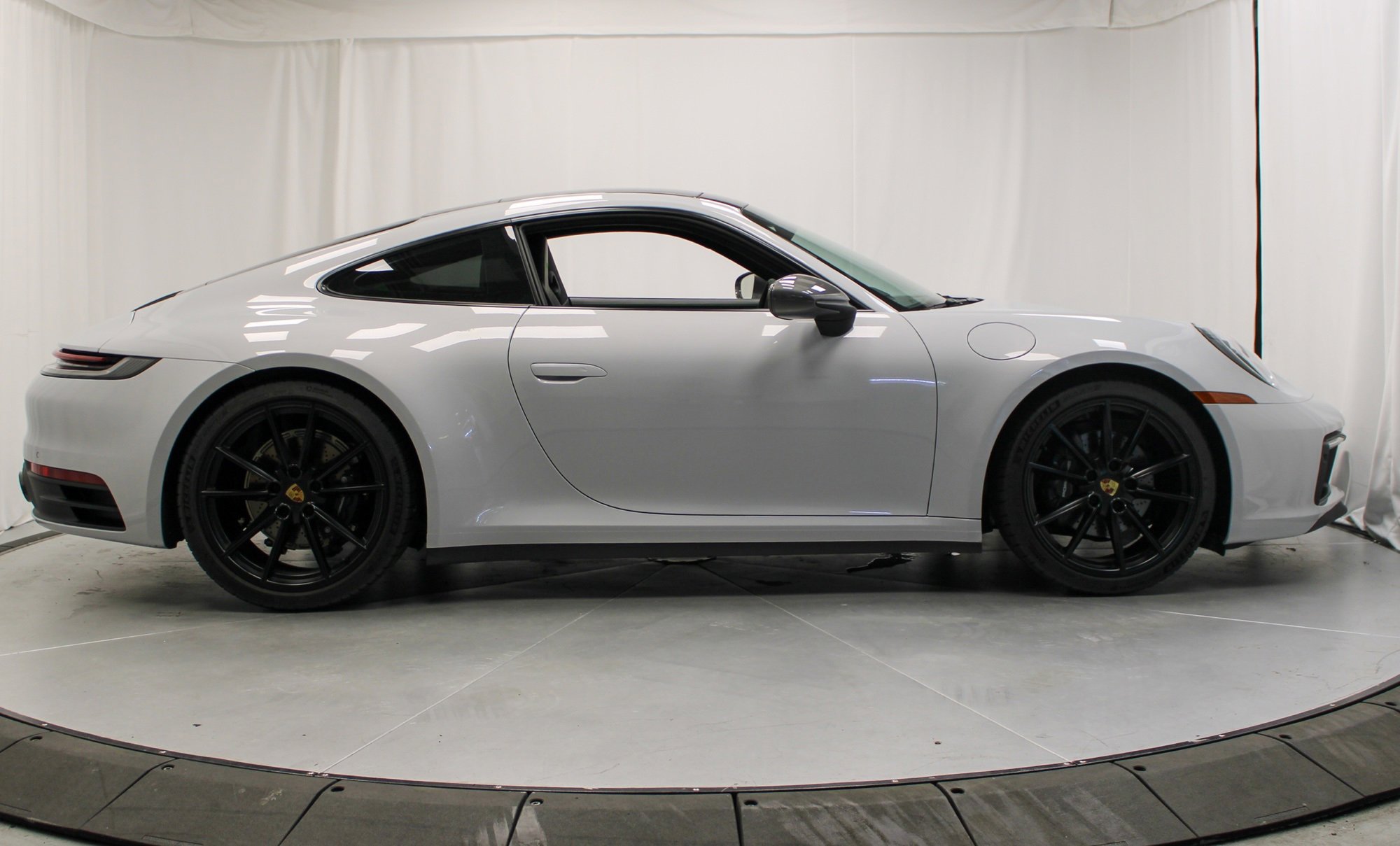 Certified 2024 Porsche 911 Carrera T image 10